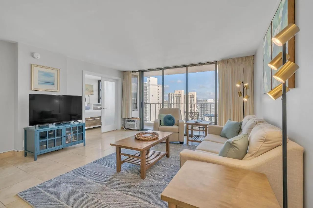 Apartment Beach Oasis With Ocean & City Views With Free Parking! Honolulu