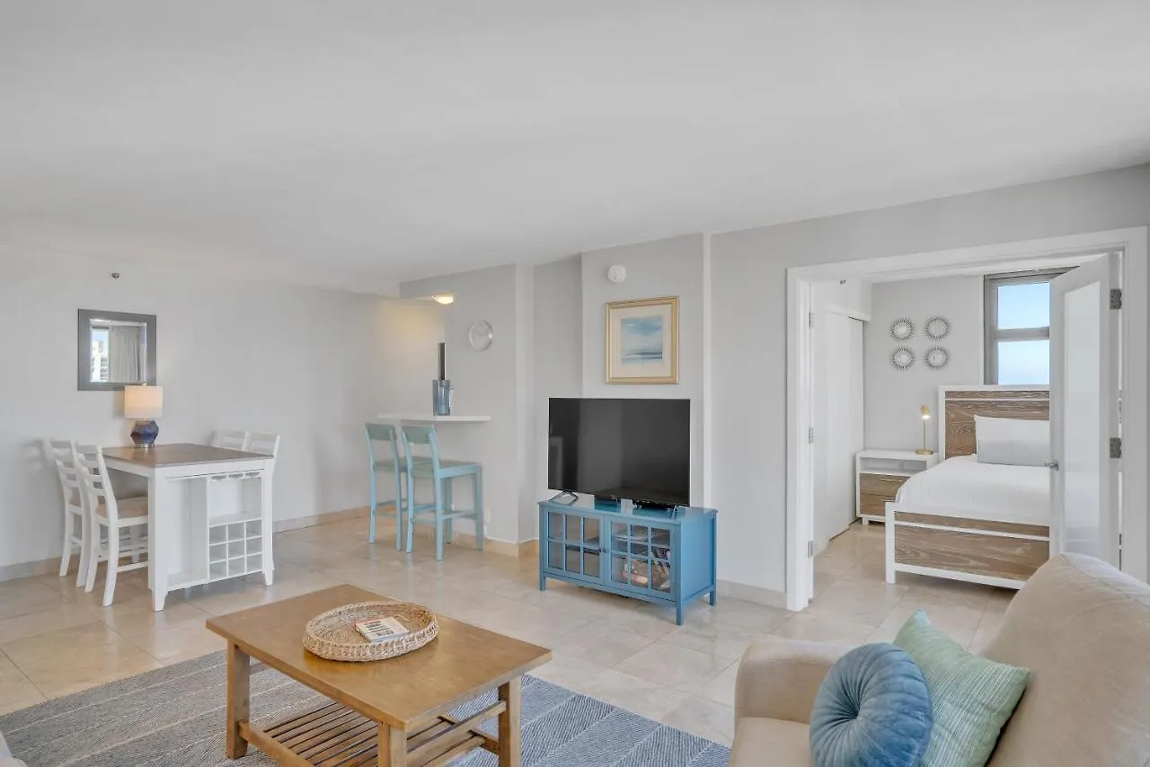 Beach Oasis With Ocean & City Views With Free Parking! Honolulu 0*,  United States