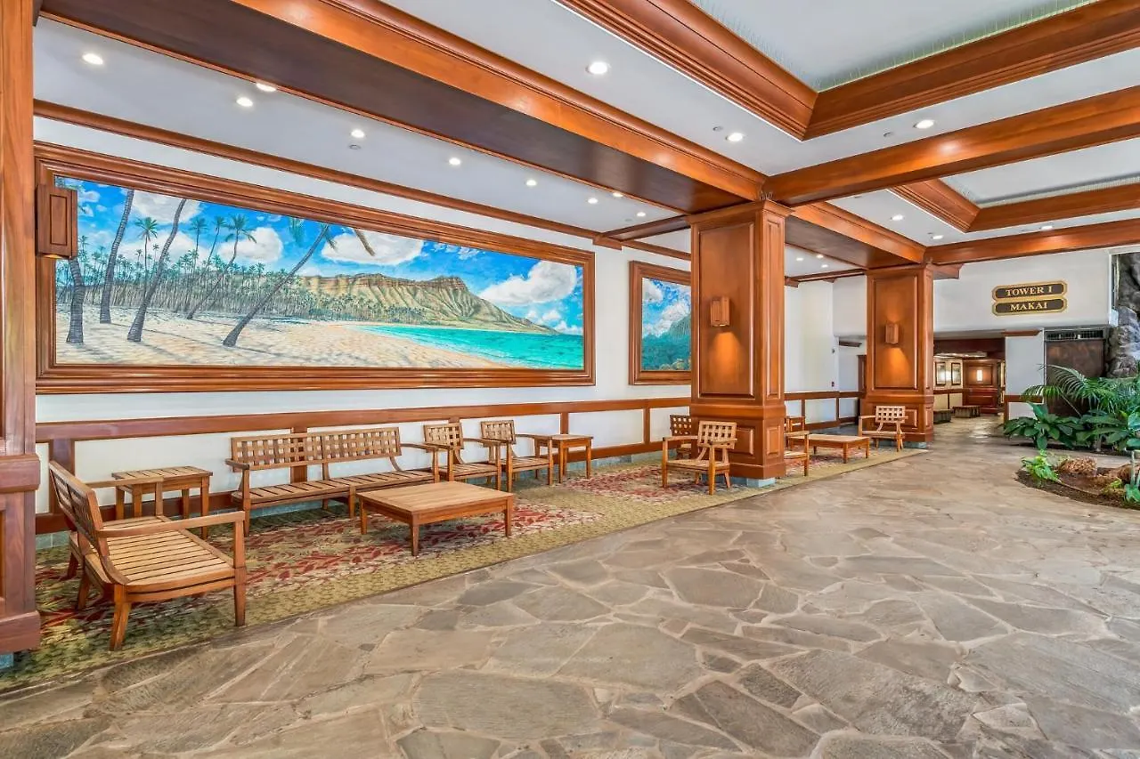 Apartment Beach Oasis With Ocean & City Views With Free Parking! Honolulu