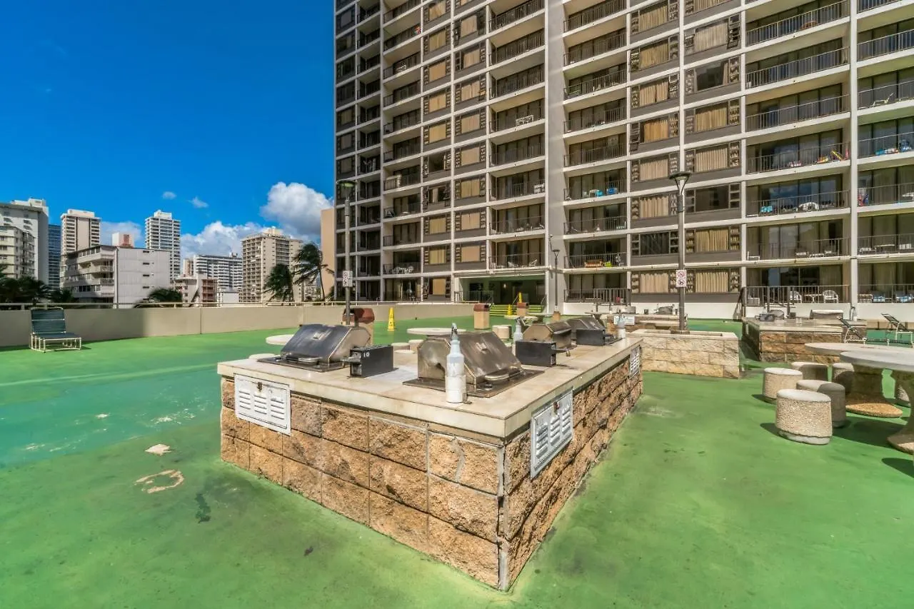 Beach Oasis With Ocean & City Views With Free Parking! Honolulu 0*,